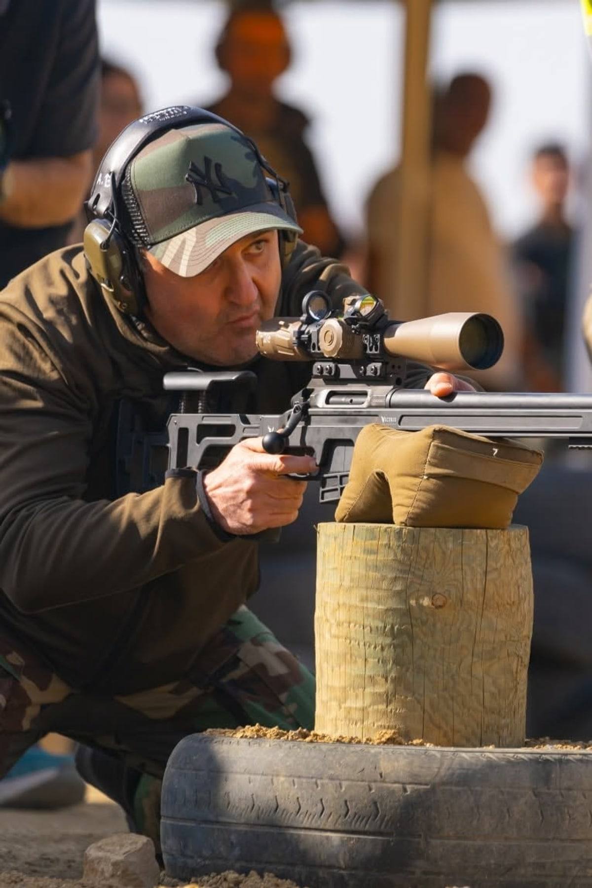 Armen Babayan shooting off a rest at the 2025 national competition