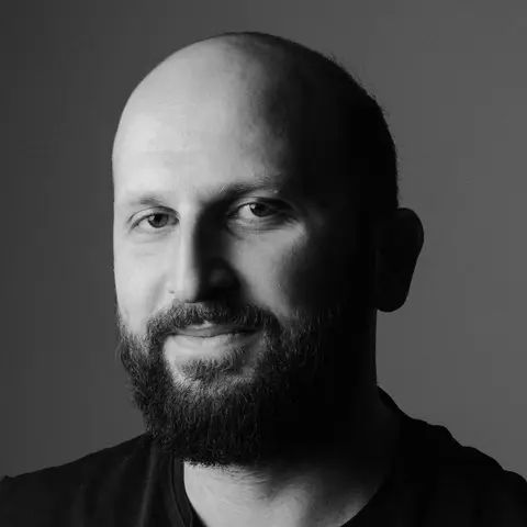 Anatoli Petrosyants, ARMPRF shooter, portrait