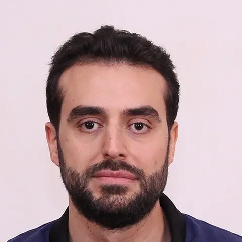 Arbi Davudi, ARMPRF shooter, portrait